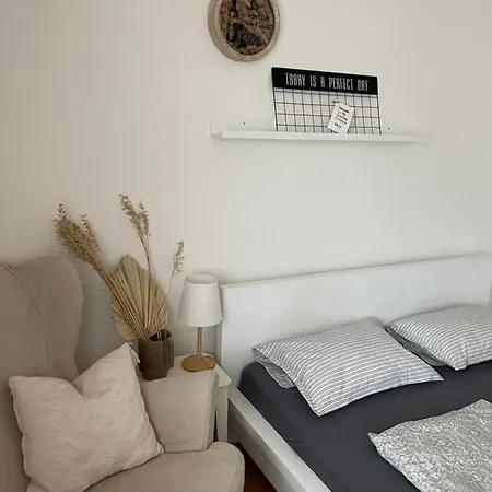 Apartment Dubnica-Prejta 2 Dubnica nad Váhom Esterno foto